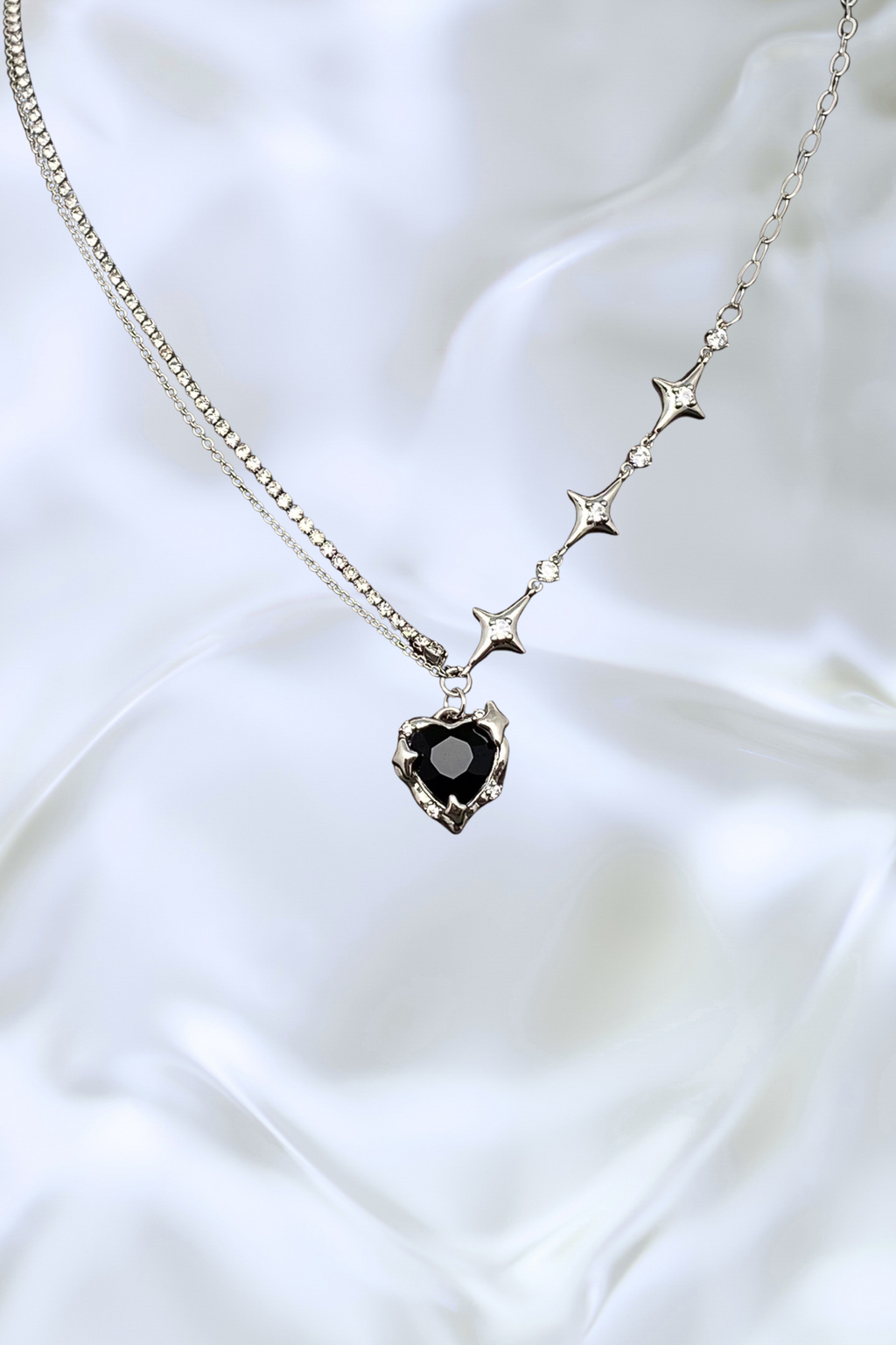 Collana Morrigan