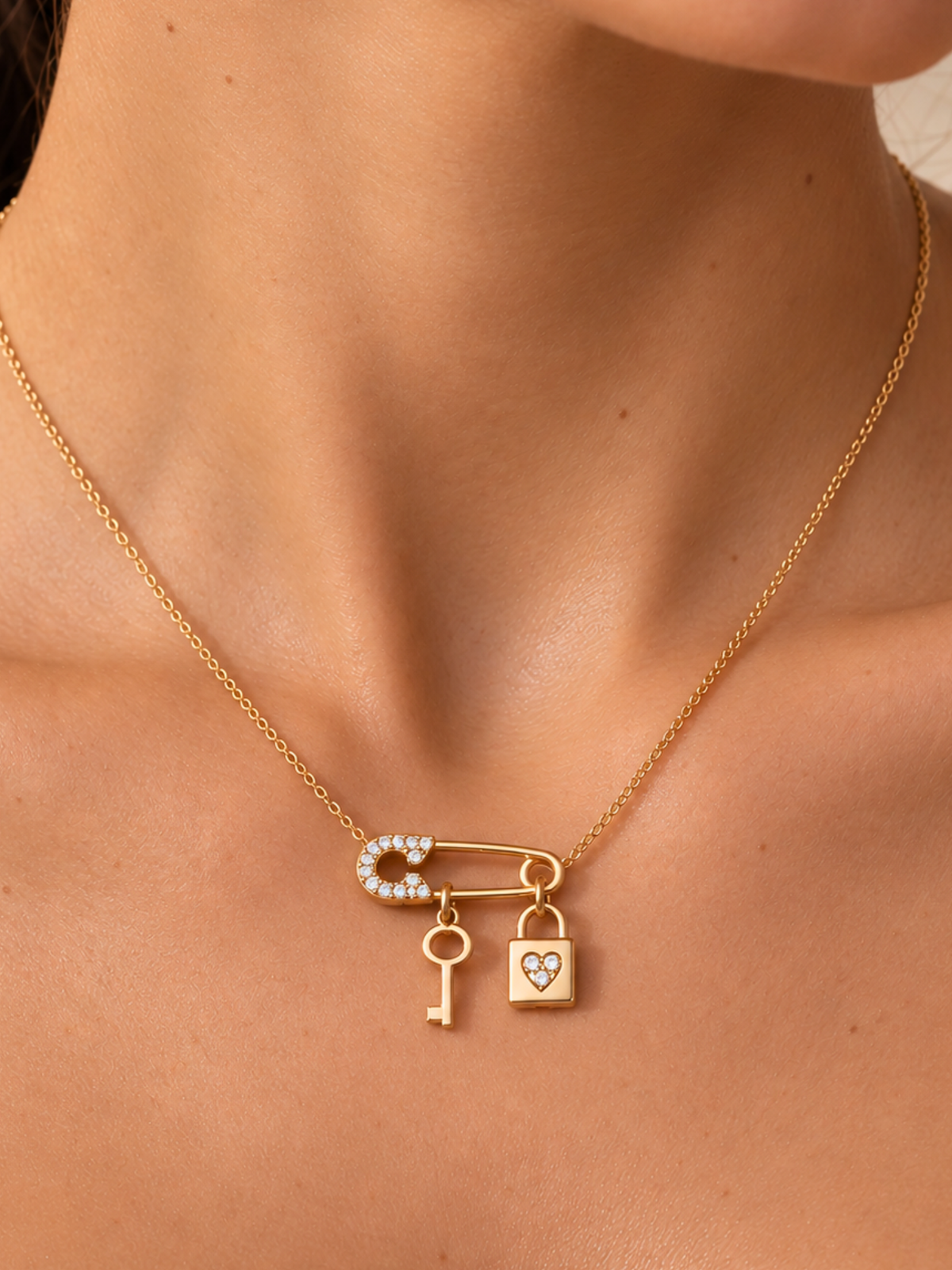 Collana Kena