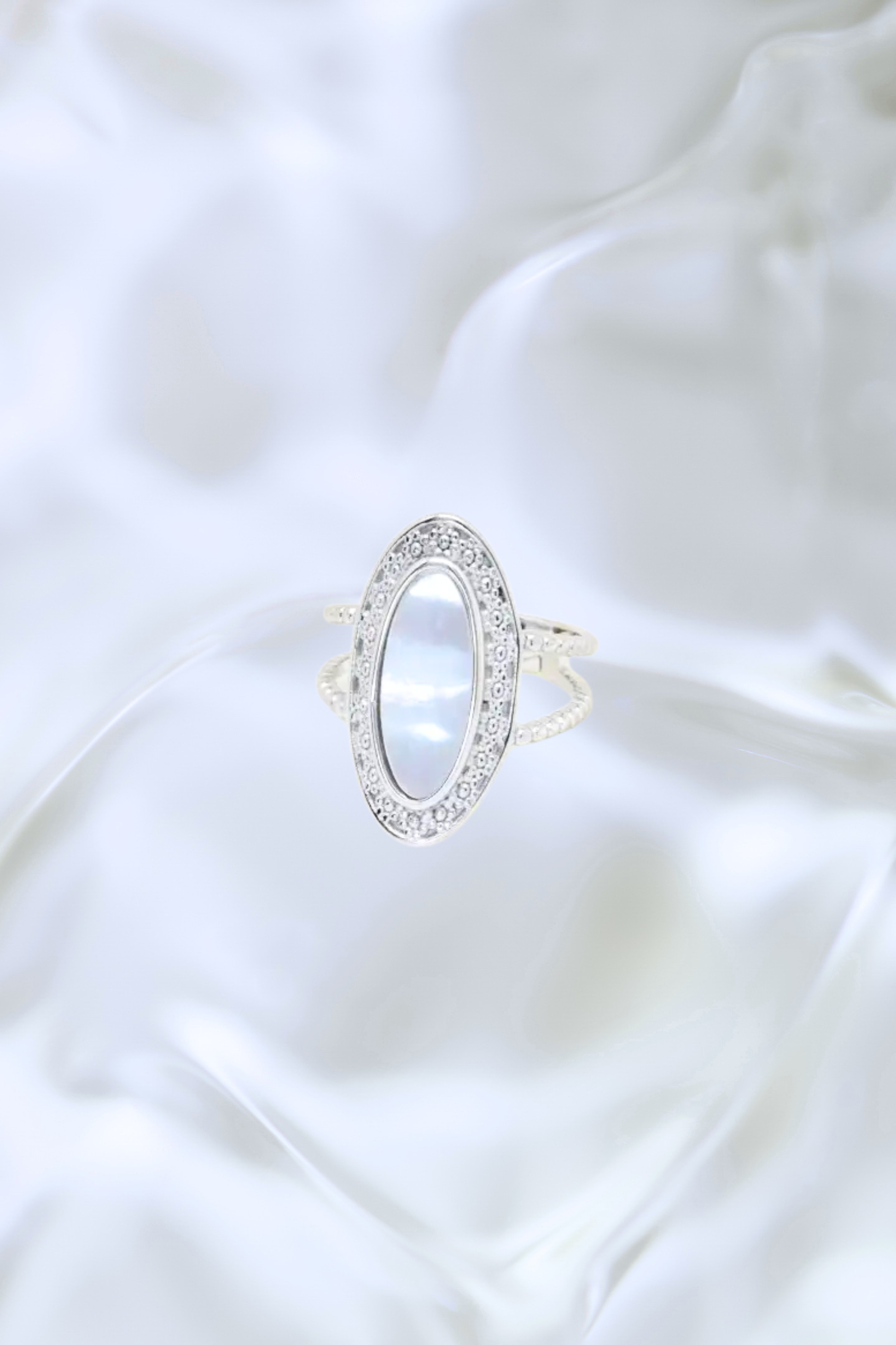 Anello Pearlith