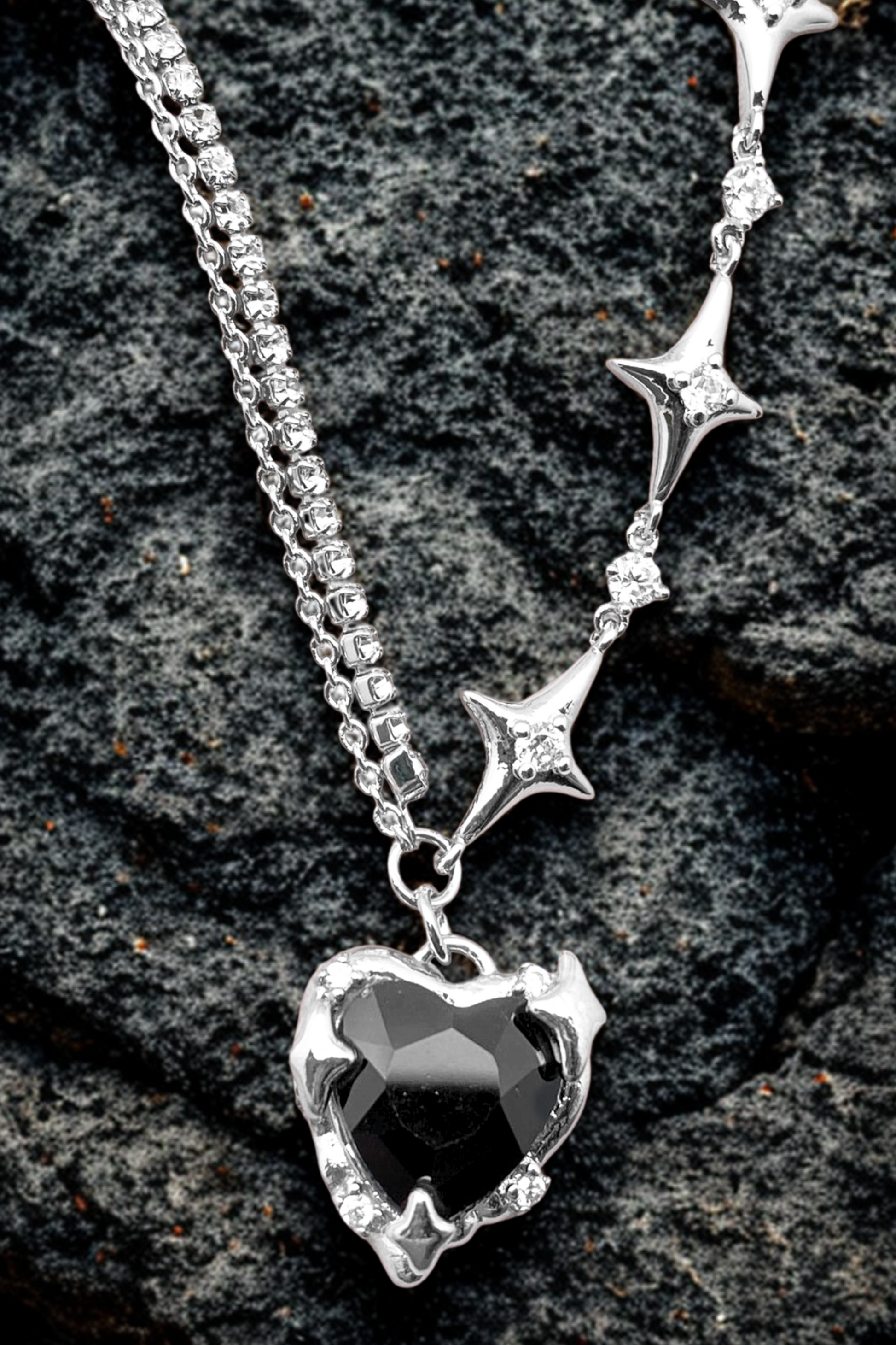 Collana Morrigan