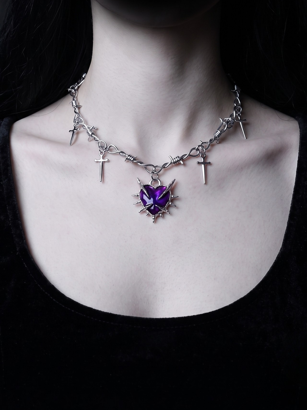 Collana Snowthorn