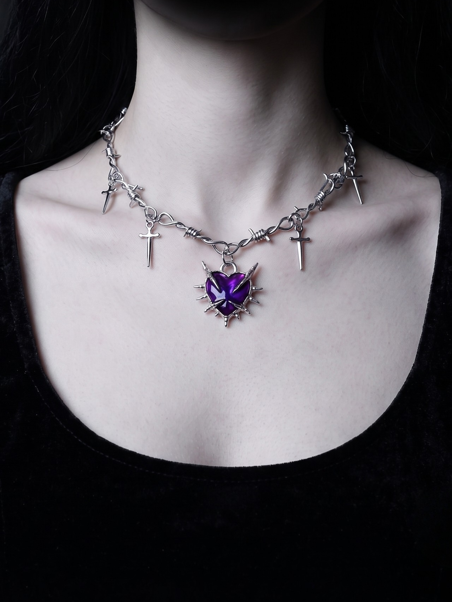 Collana Snowthorn