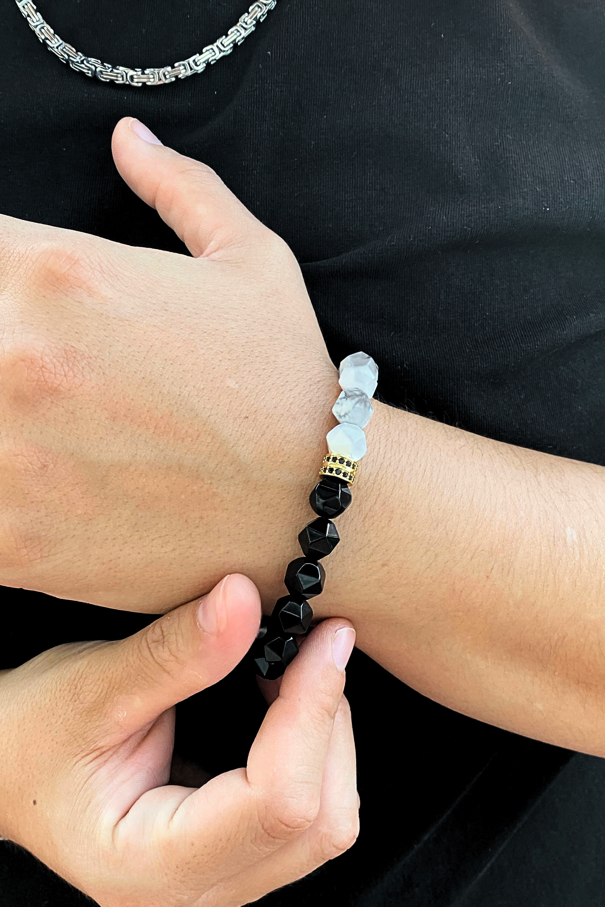 Bracciale Equilibrio tra Ombra e Luce